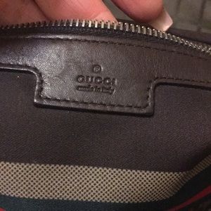 Cosmetic bag